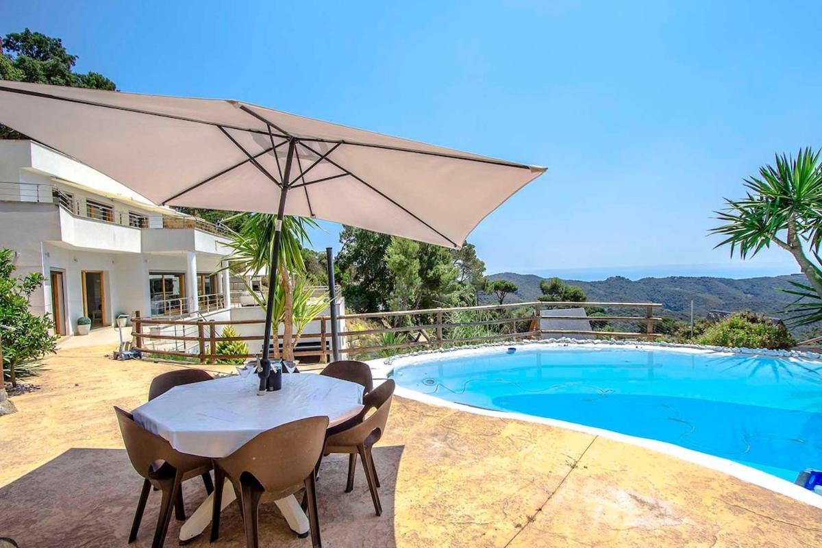 Catalunya Casas Modern Magnificence , Only A Few Km To The Beach! Sant Cebria de Vallalta Exterior photo